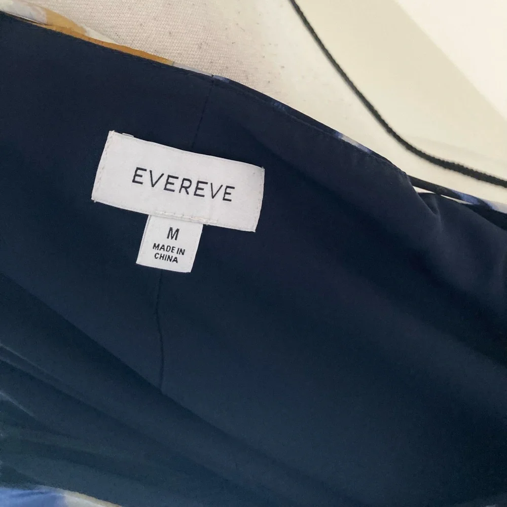 EVEREVE Brylee Crisscross Back Slip Dress Size M - Picture 7 of 11